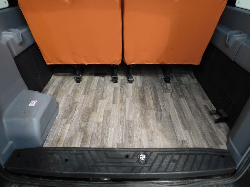 Ford Transit 350 Wagon HD High Roof XL Sliding Pass. 148 WB EL 2018