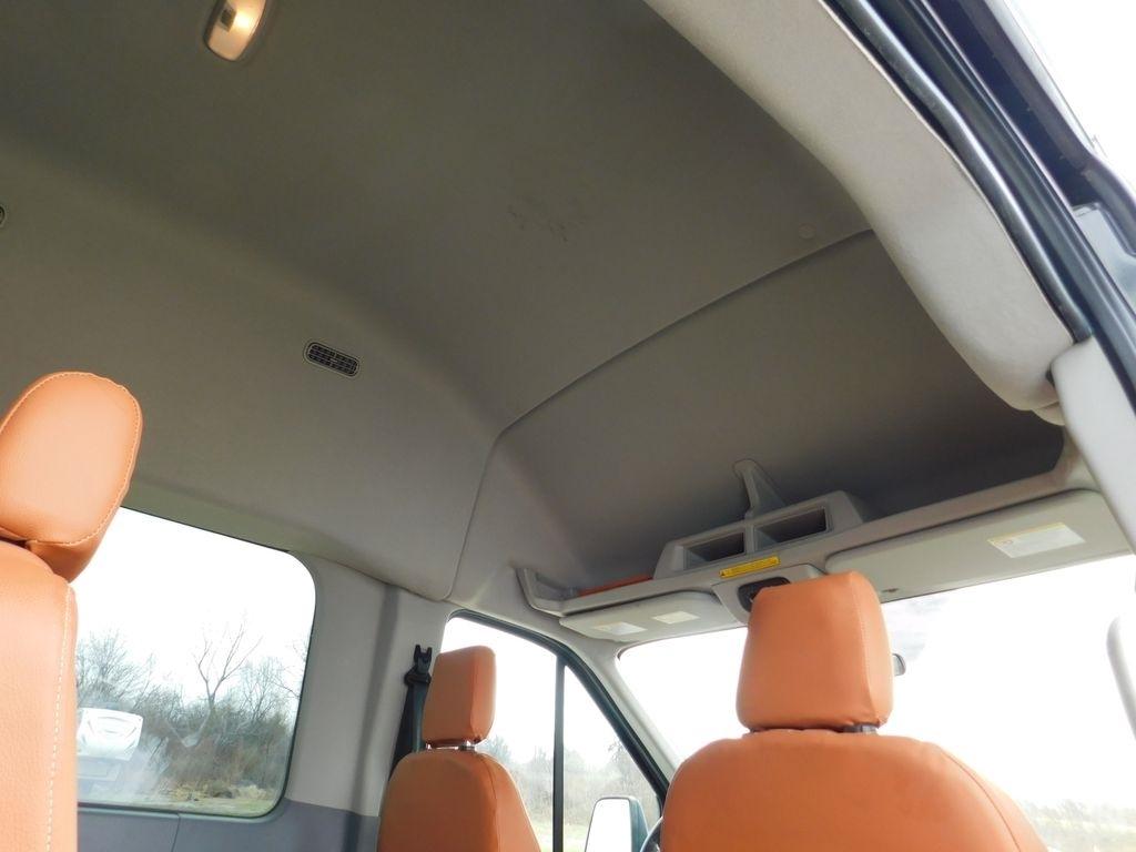 Ford Transit 350 Wagon HD High Roof XL Sliding Pass. 148 WB EL 2018