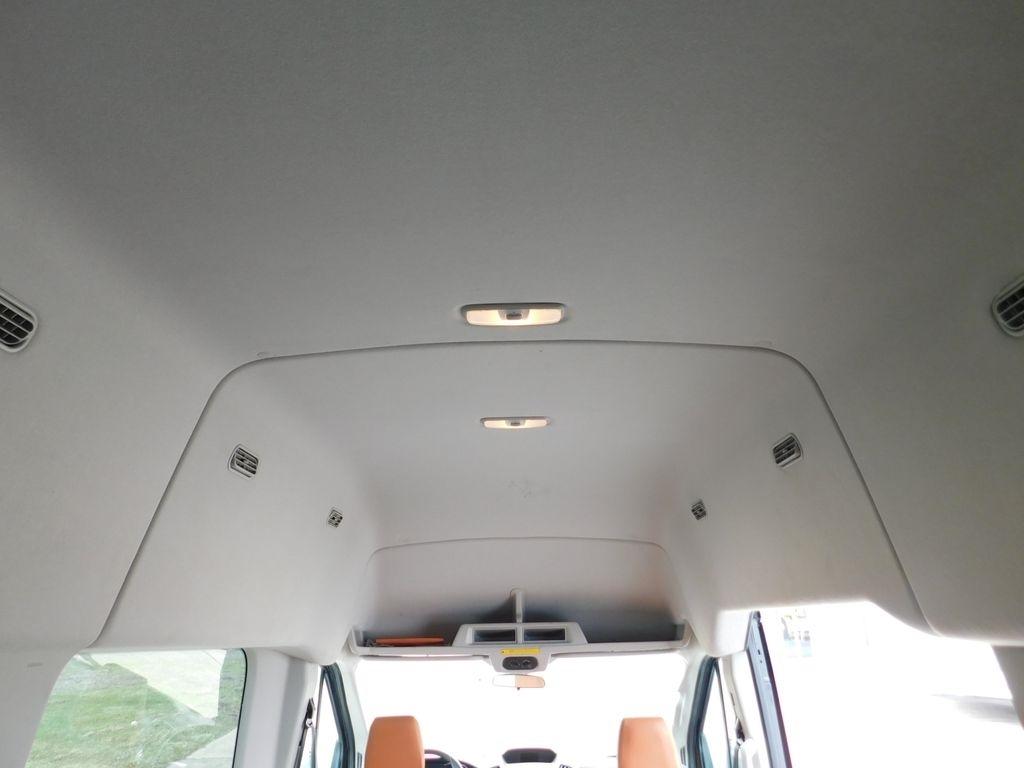 Ford Transit 350 Wagon HD High Roof XL Sliding Pass. 148 WB EL 2018