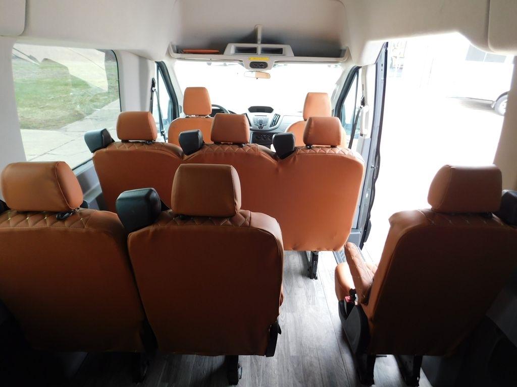 Ford Transit 350 Wagon HD High Roof XL Sliding Pass. 148 WB EL 2018