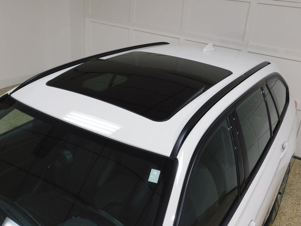 BMW 3-Series Sport Wagon 330i xDrive 2019