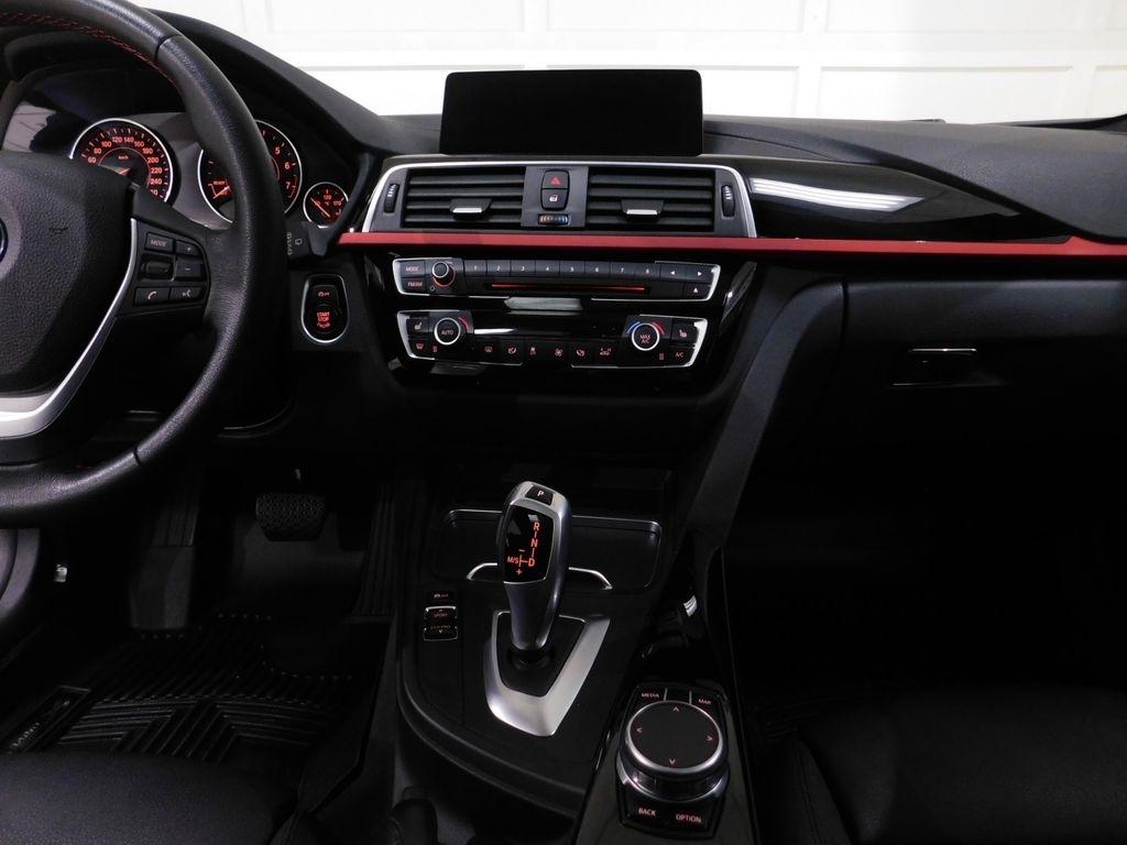 BMW 3-Series Sport Wagon 330i xDrive 2019