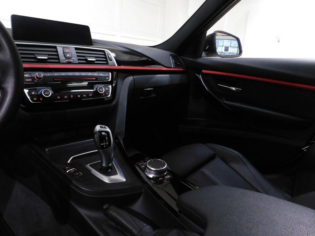 BMW 3-Series Sport Wagon 330i xDrive 2019