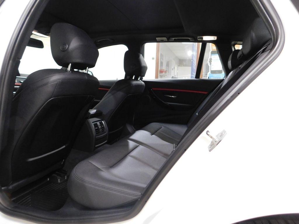 BMW 3-Series Sport Wagon 330i xDrive 2019