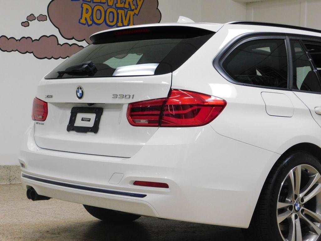 BMW 3-Series Sport Wagon 330i xDrive 2019