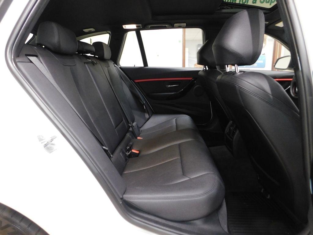 BMW 3-Series Sport Wagon 330i xDrive 2019