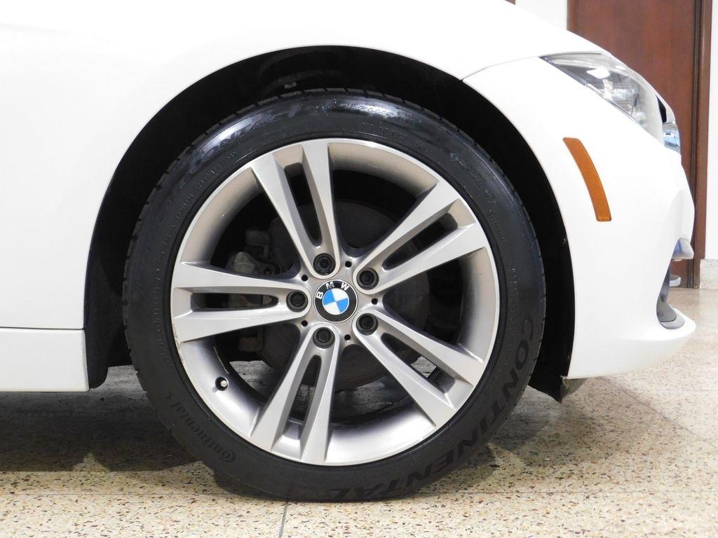 BMW 3-Series Sport Wagon 330i xDrive 2019