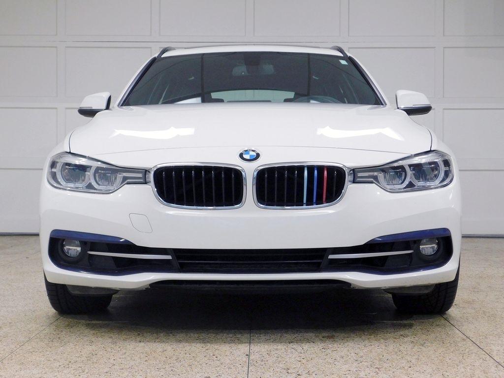 BMW 3-Series Sport Wagon 330i xDrive 2019