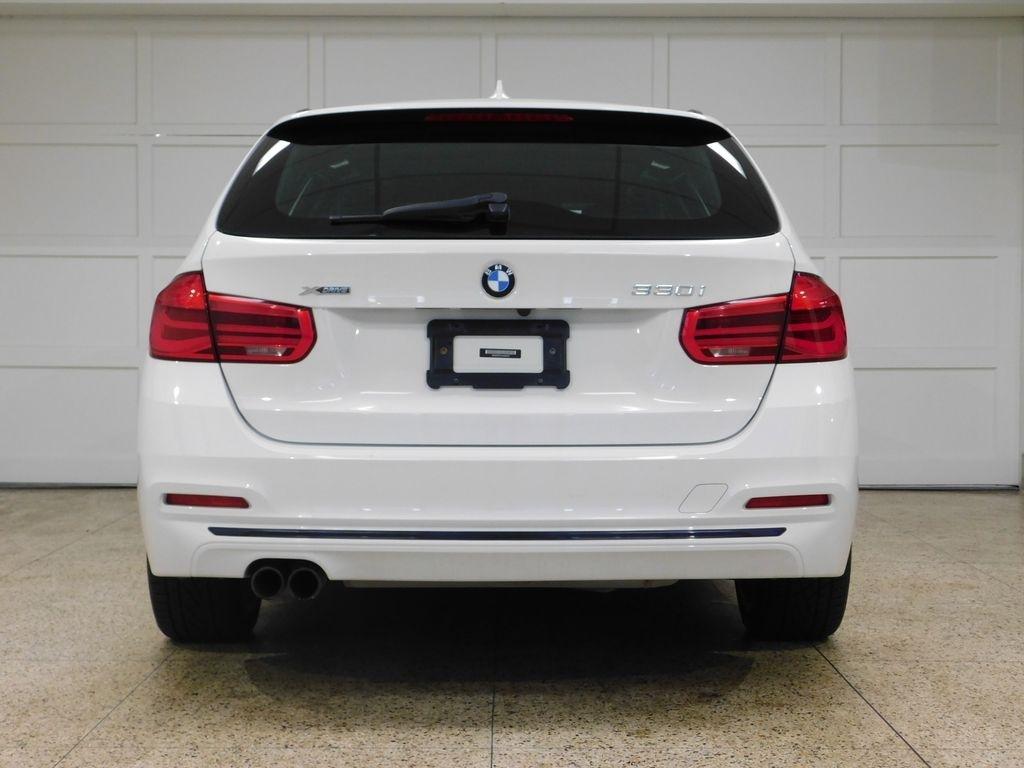 BMW 3-Series Sport Wagon 330i xDrive 2019