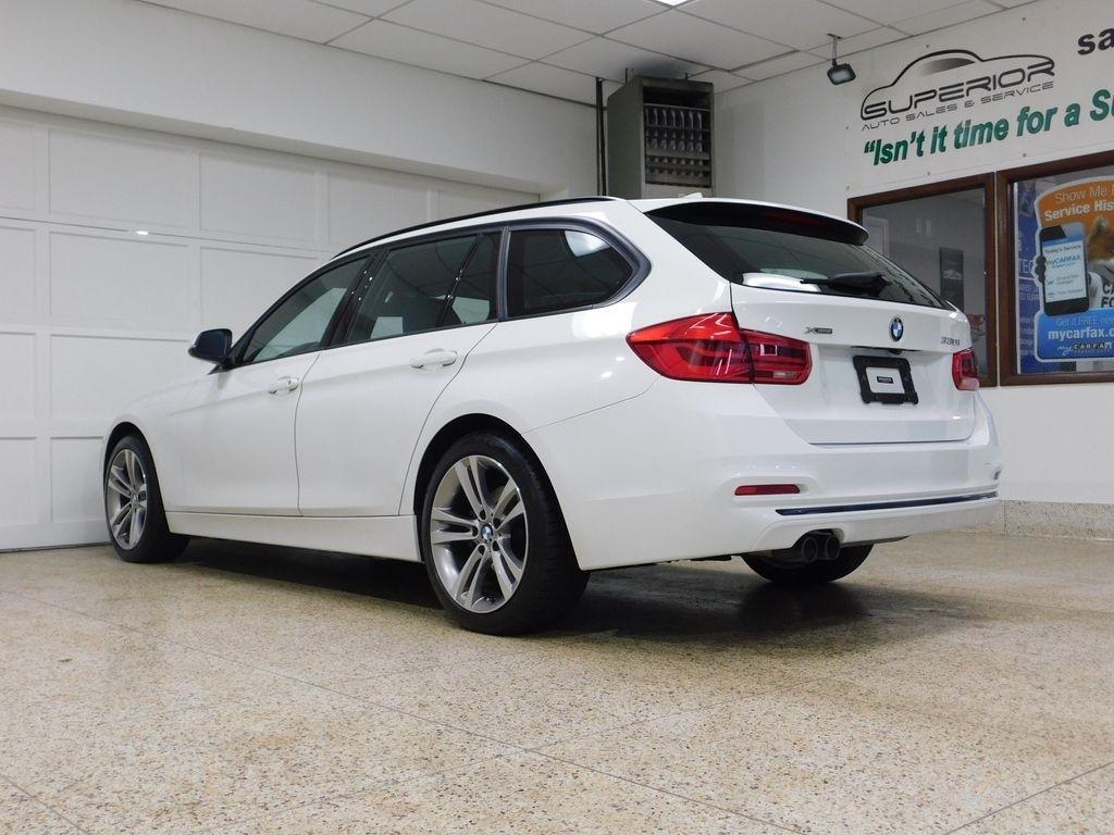 BMW 3-Series Sport Wagon 330i xDrive 2019