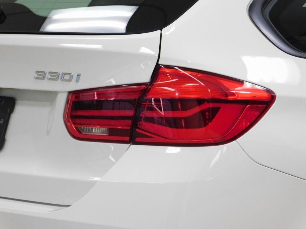 BMW 3-Series Sport Wagon 330i xDrive 2019