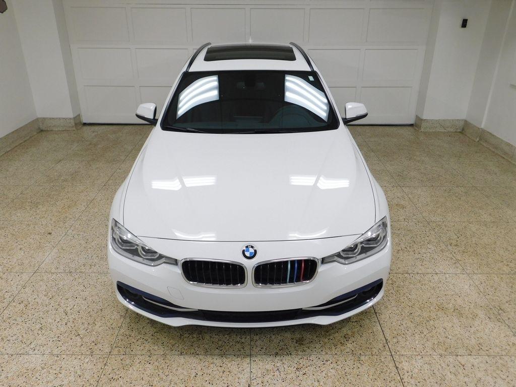 BMW 3-Series Sport Wagon 330i xDrive 2019