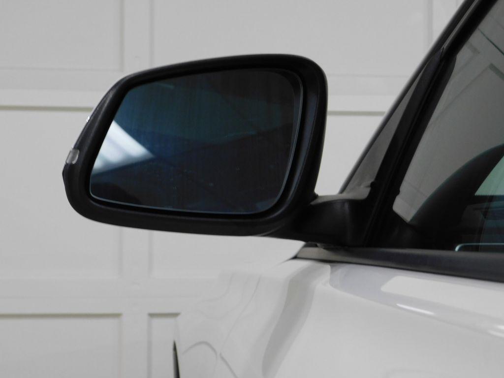 BMW 3-Series Sport Wagon 330i xDrive 2019