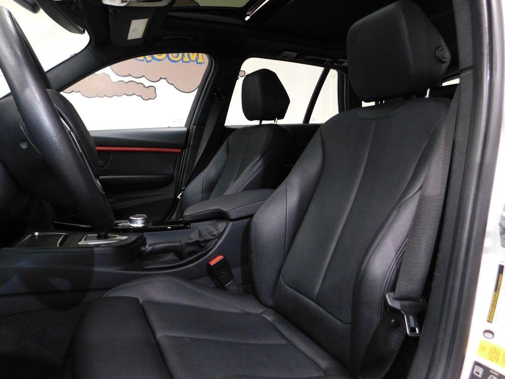BMW 3-Series Sport Wagon 330i xDrive 2019
