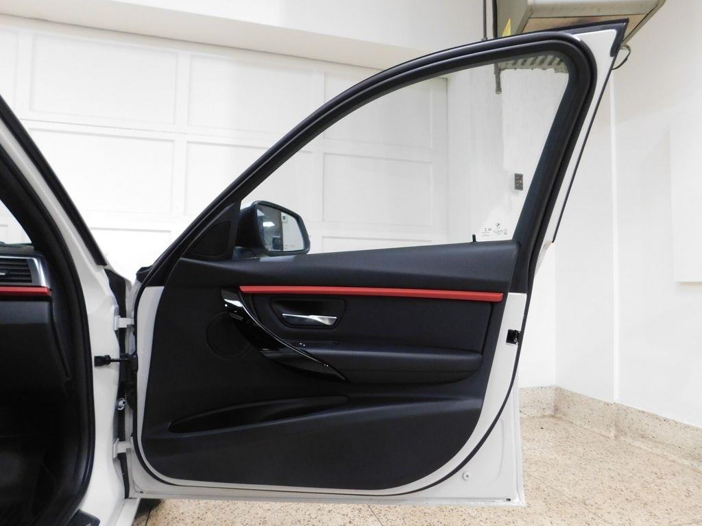 BMW 3-Series Sport Wagon 330i xDrive 2019