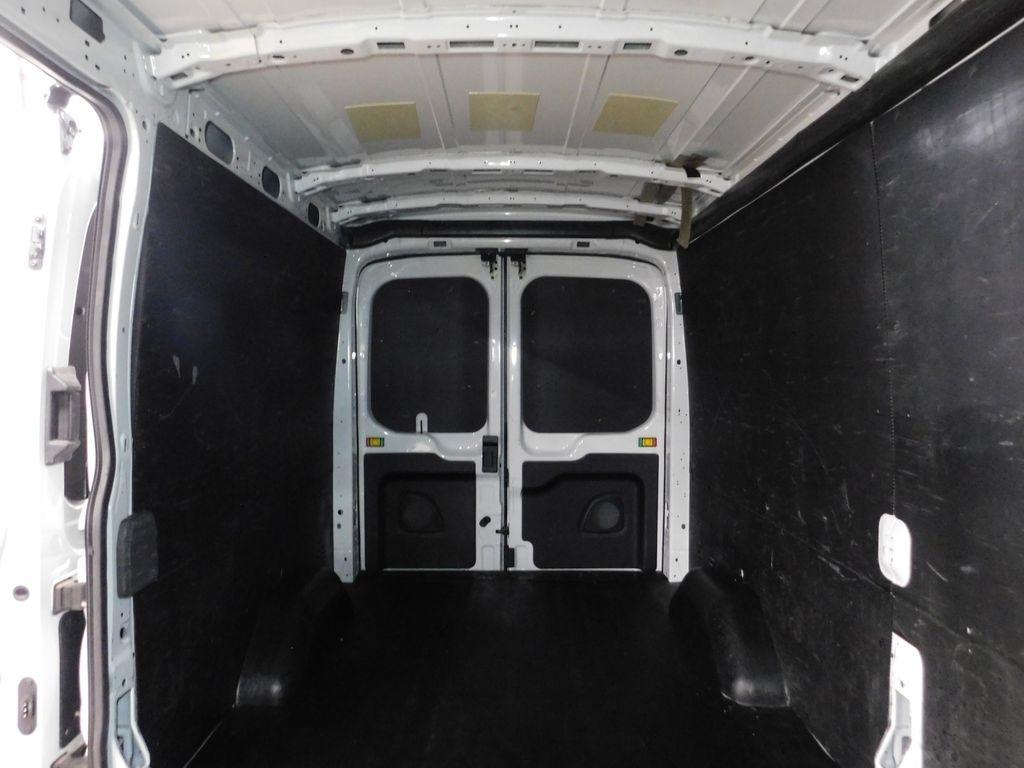 Ford Transit 250 Van 2023