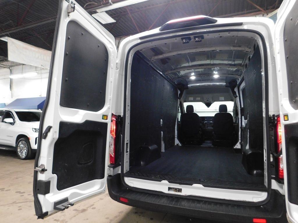 Ford Transit 250 Van 2023