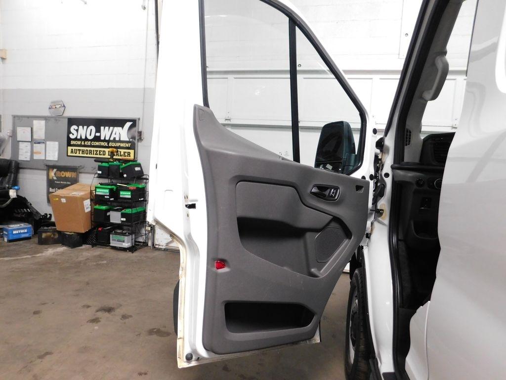 Ford Transit 250 Van 2023