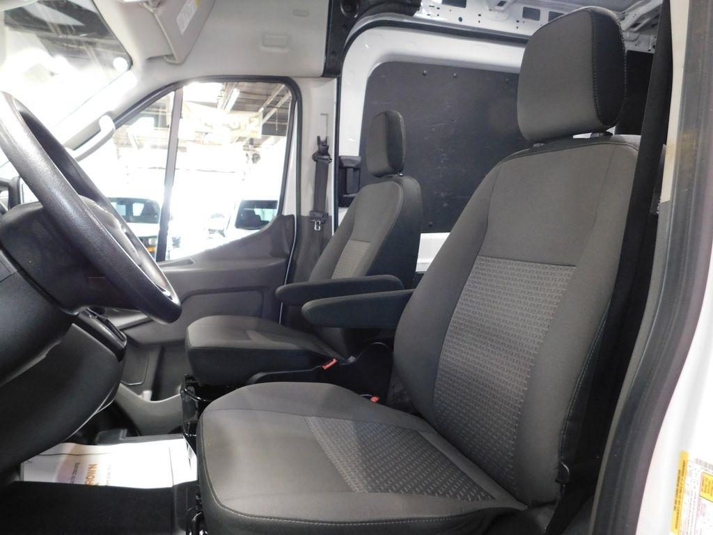 Ford Transit 250 Van 2023