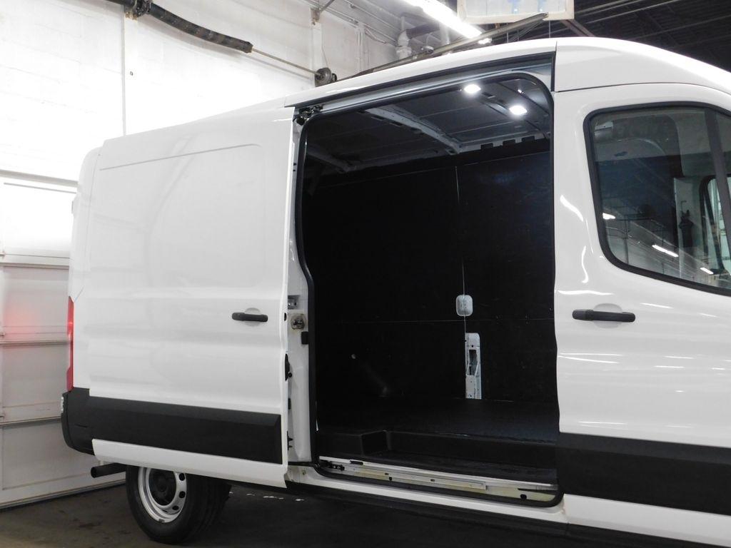 Ford Transit 250 Van 2023