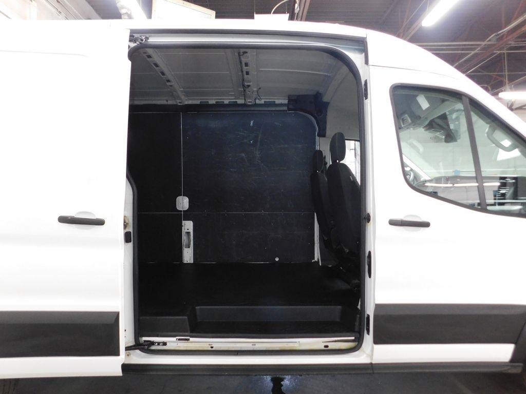 Ford Transit 250 Van 2023