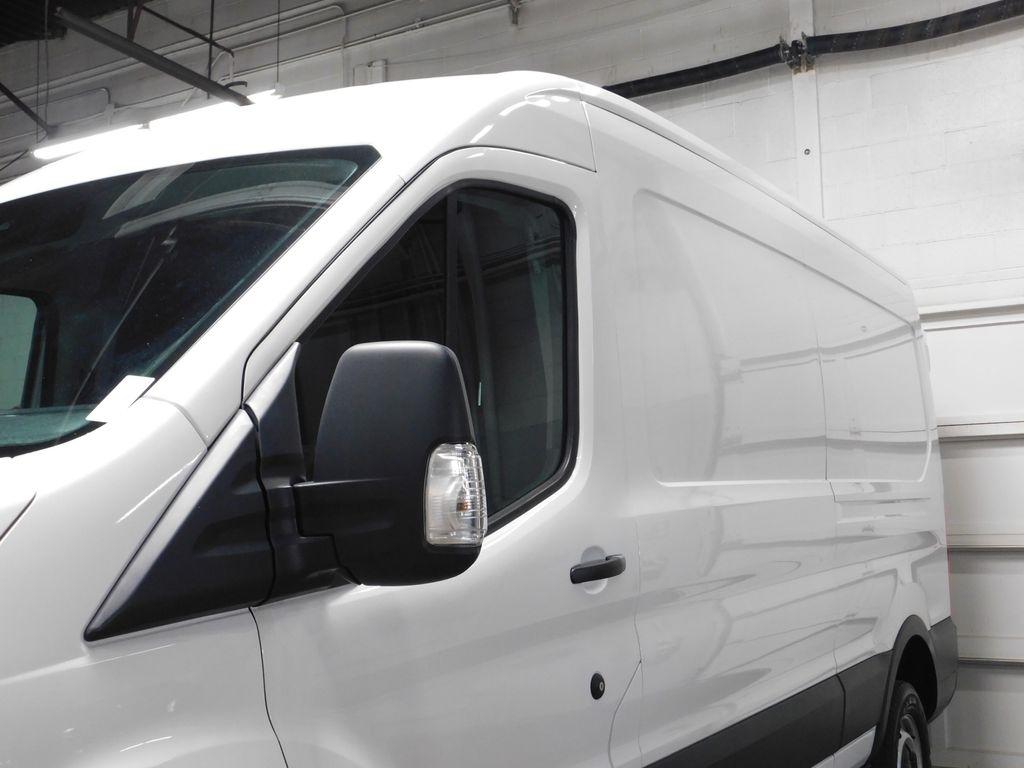 Ford Transit 250 Van 2023