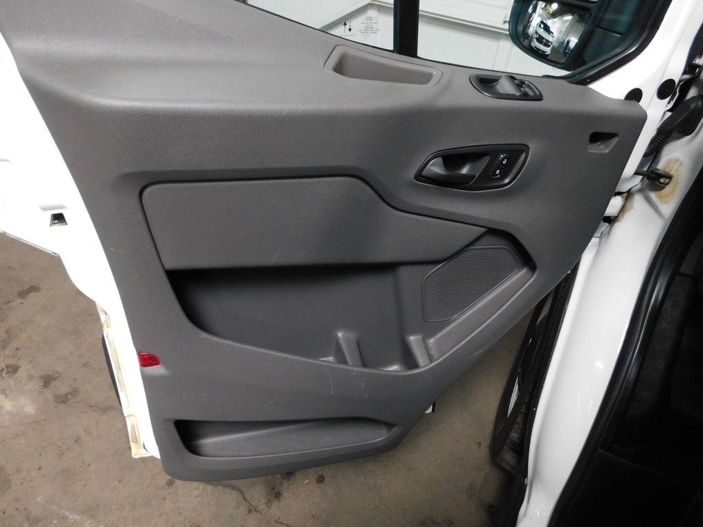 Ford Transit 250 Van 2023