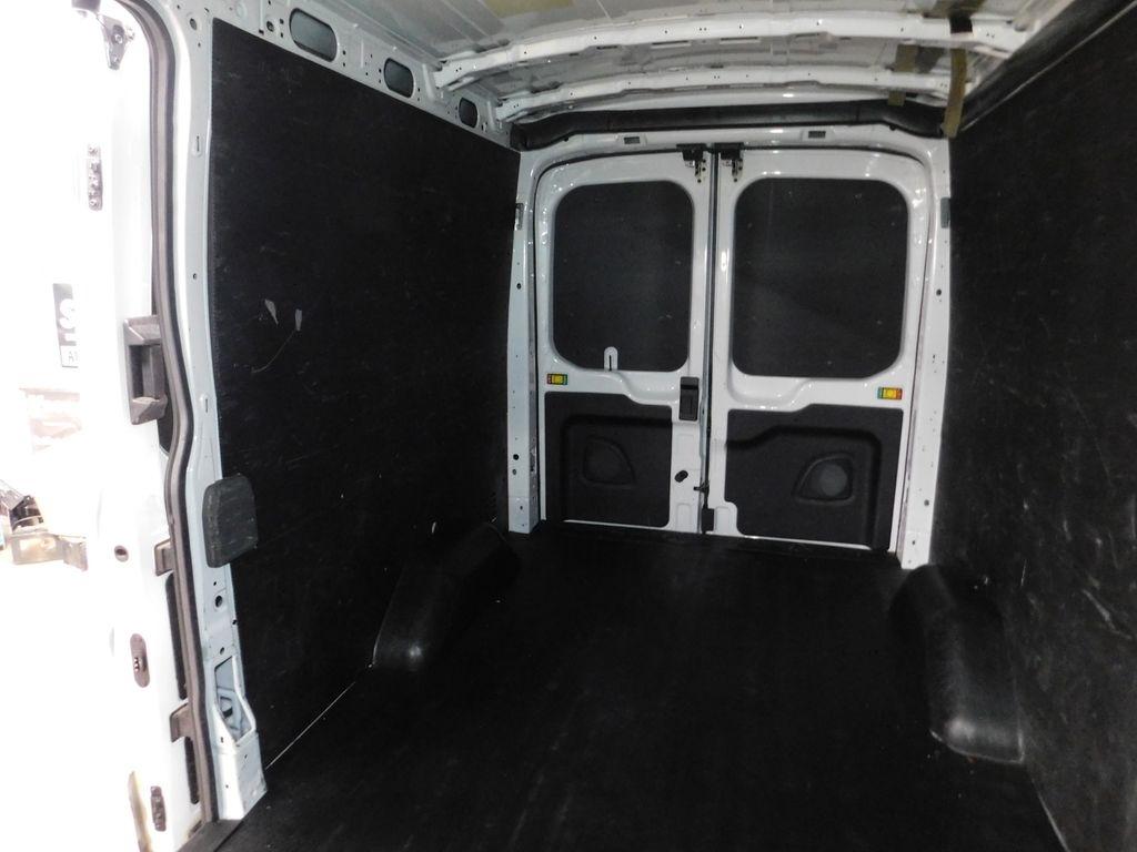 Ford Transit 250 Van 2023