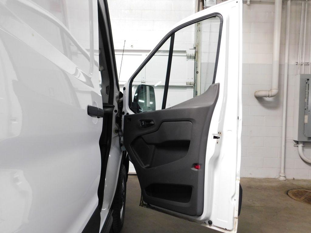 Ford Transit 250 Van 2023