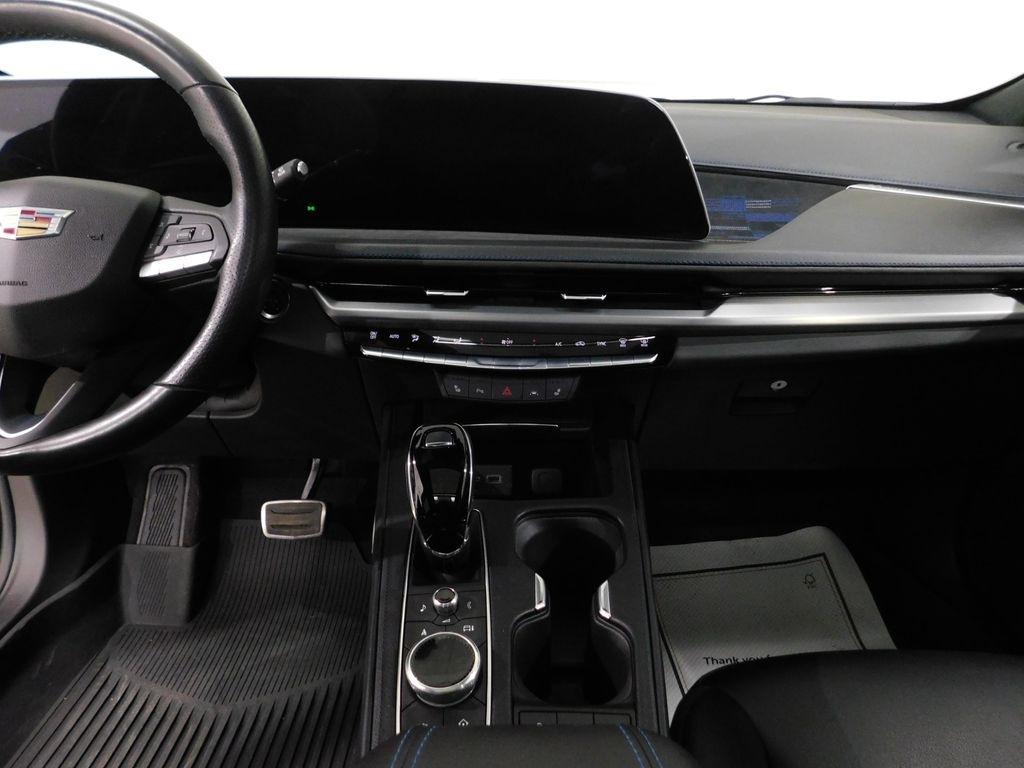 Cadillac XT4 Sport AWD 2024