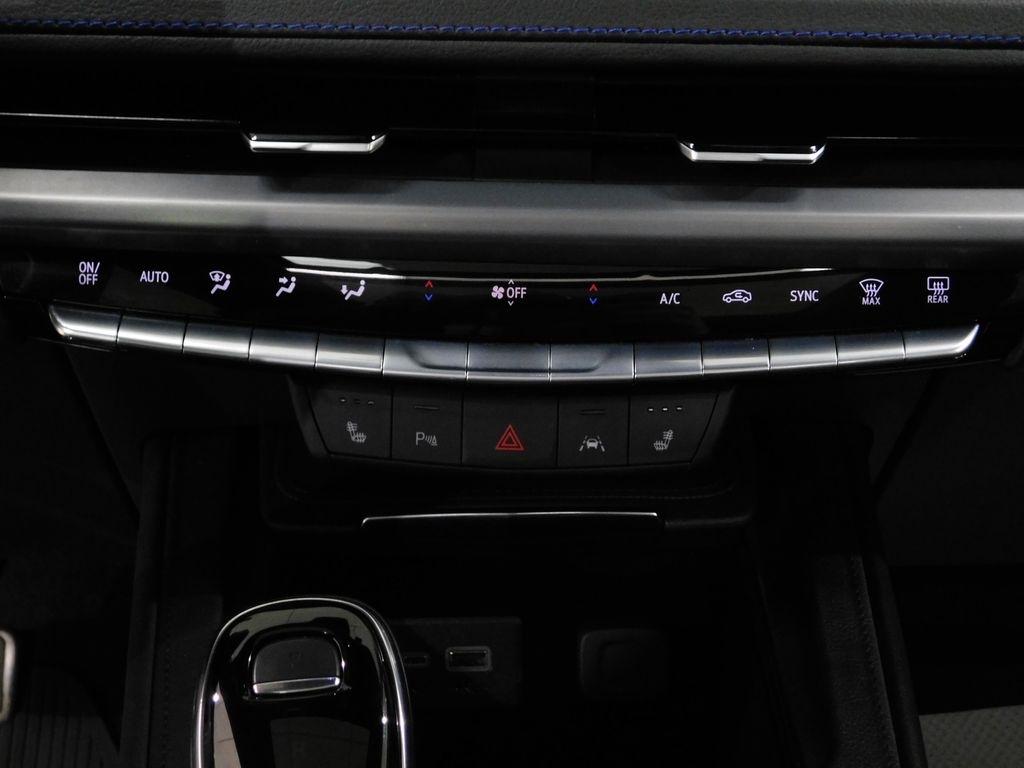Cadillac XT4 Sport AWD 2024