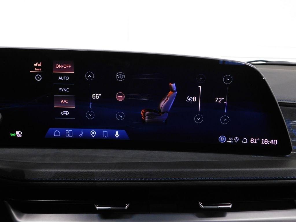 Cadillac XT4 Sport AWD 2024