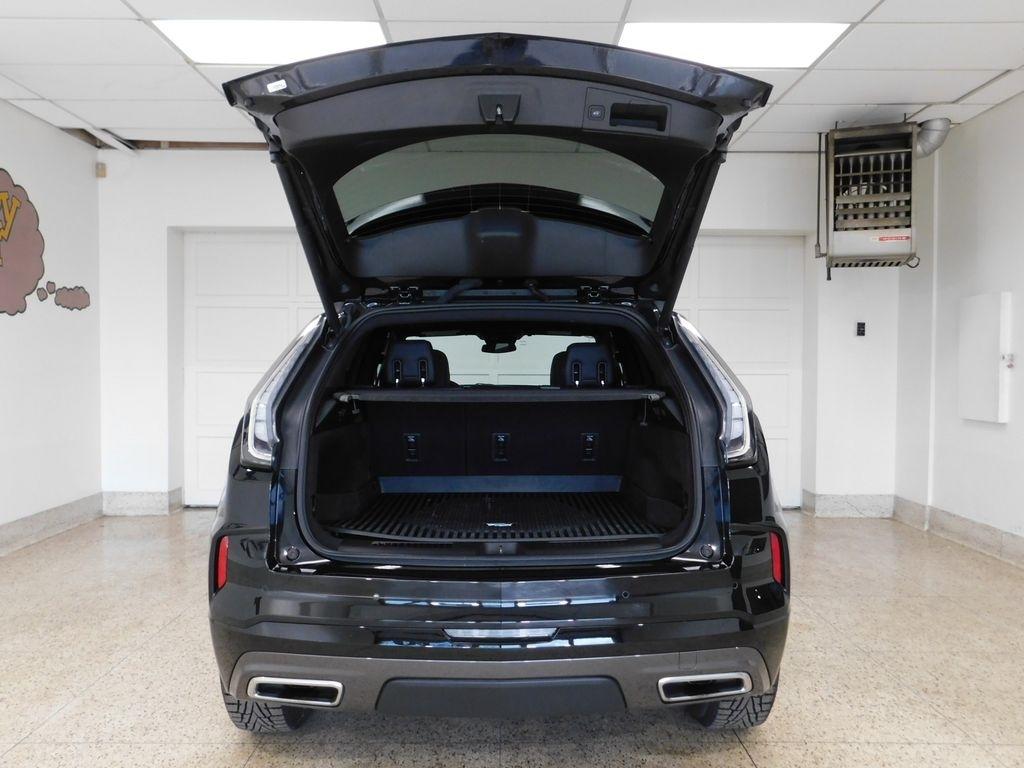 Cadillac XT4 Sport AWD 2024