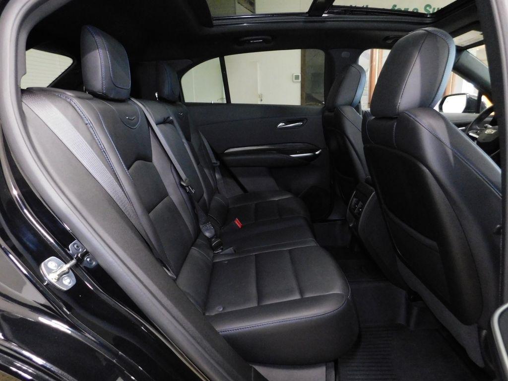 Cadillac XT4 Sport AWD 2024