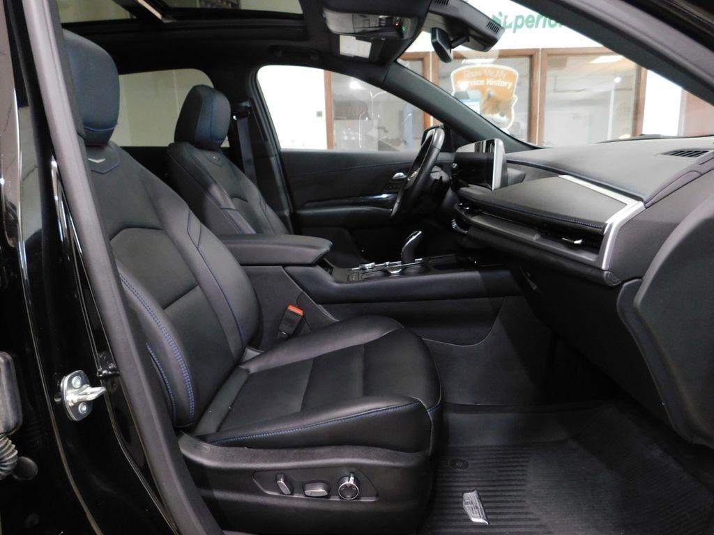 Cadillac XT4 Sport AWD 2024