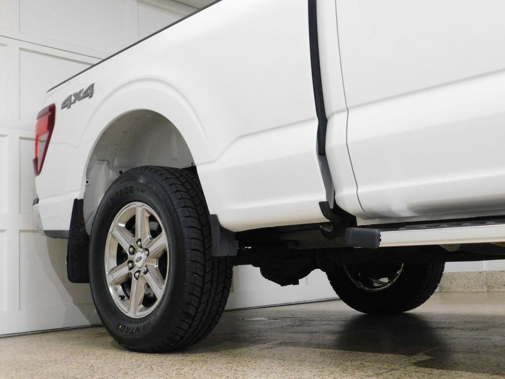 Ford F-150 XLT SuperCrew 4WD 2024
