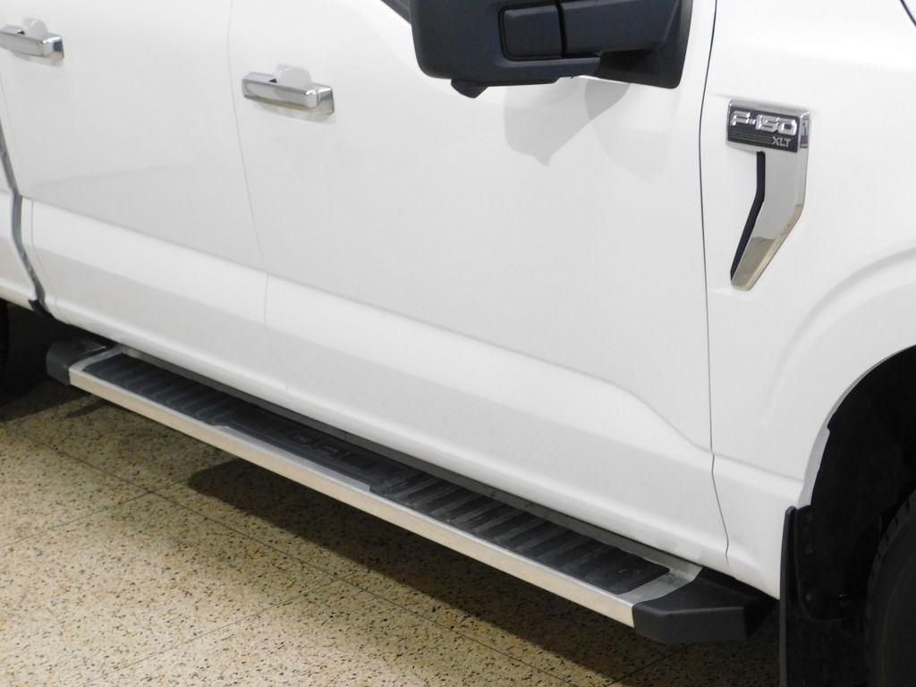 Ford F-150 XLT SuperCrew 4WD 2024