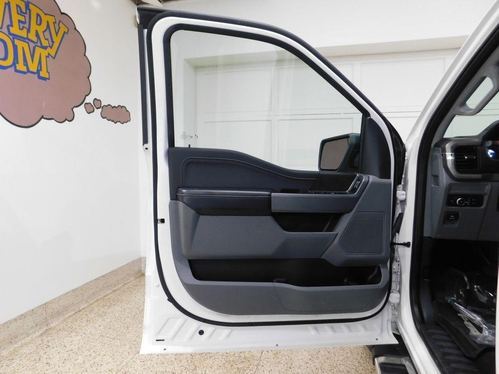 Ford F-150 XLT SuperCrew 4WD 2024