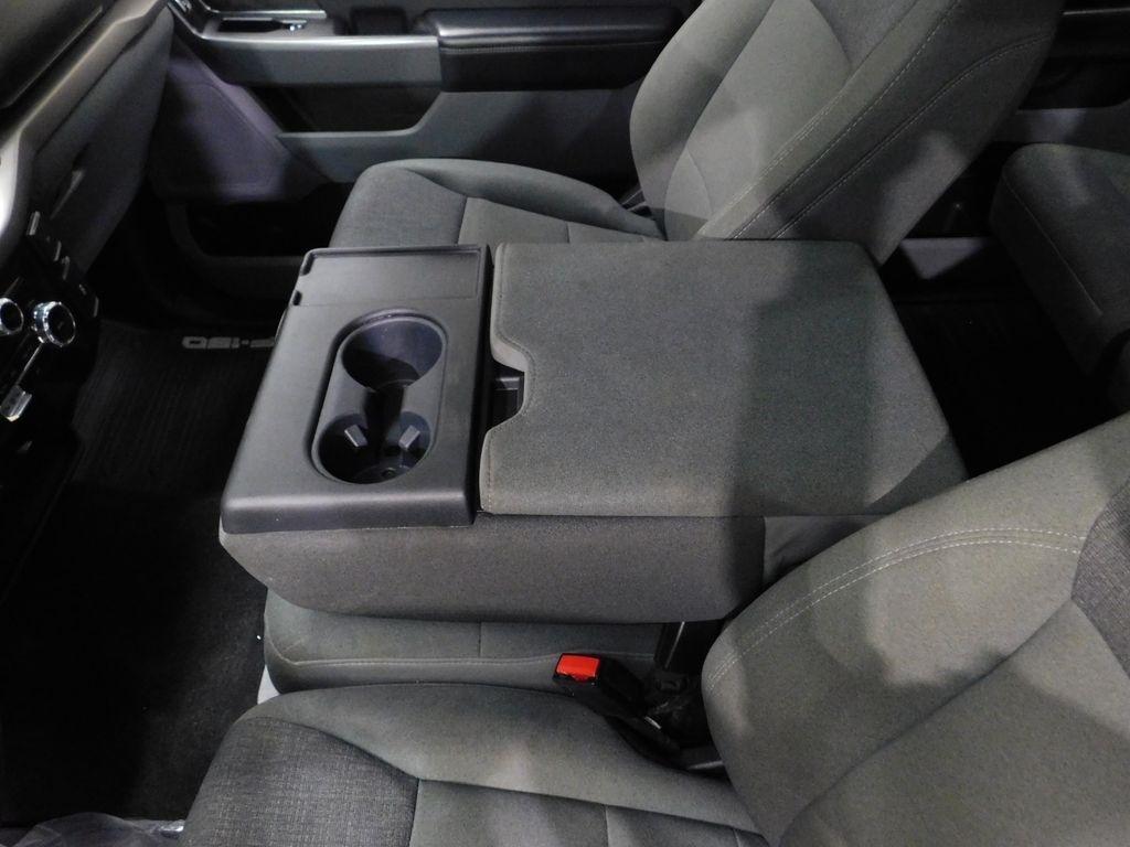 Ford F-150 XLT SuperCrew 4WD 2024