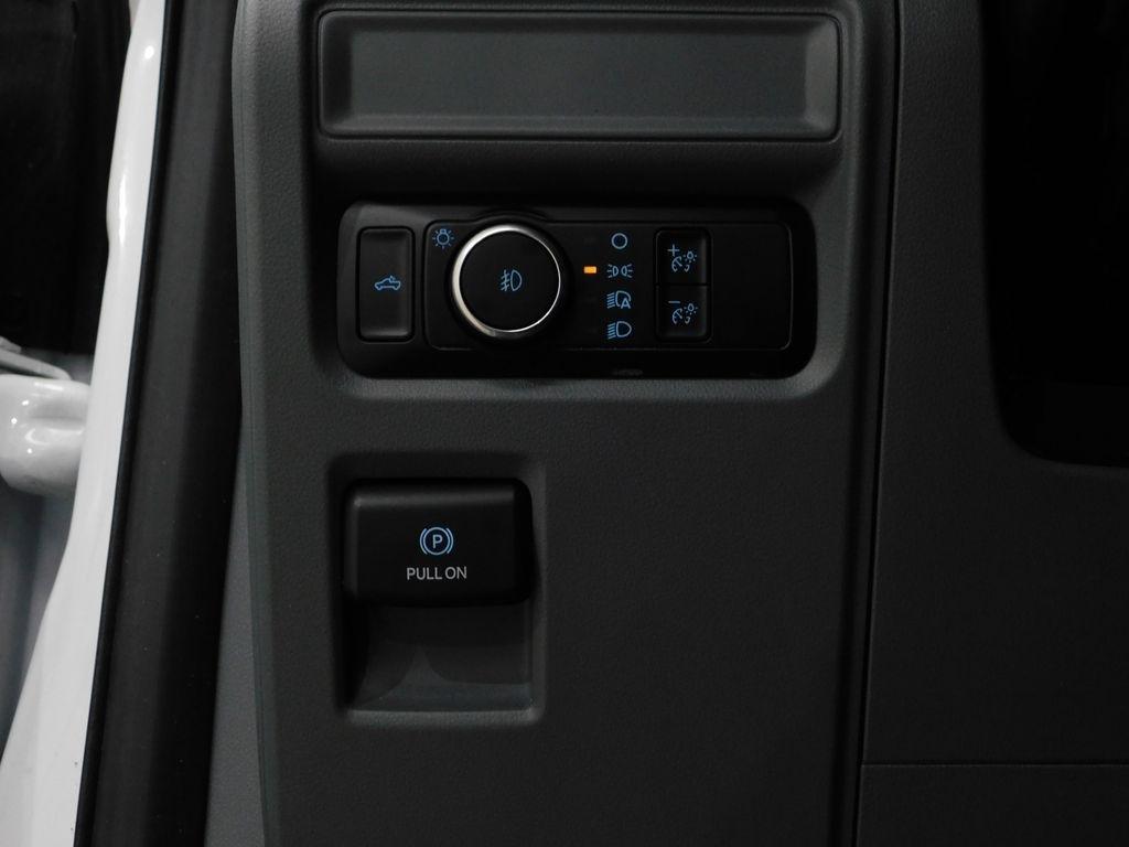 Ford F-150 XLT SuperCrew 4WD 2024