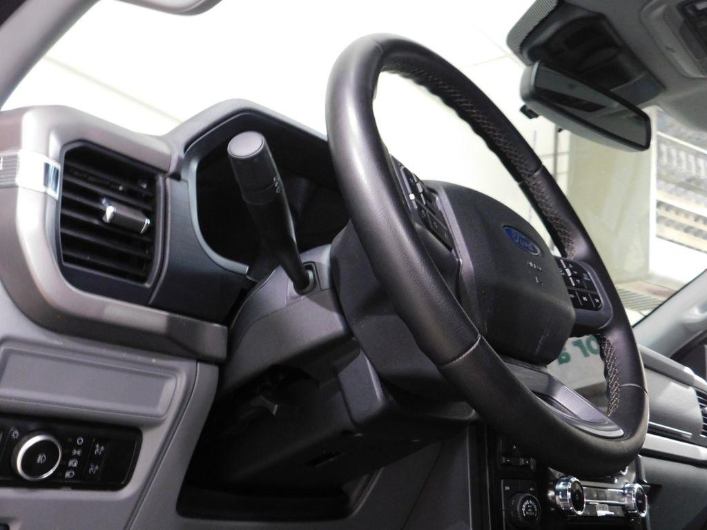Ford F-150 XLT SuperCrew 4WD 2024