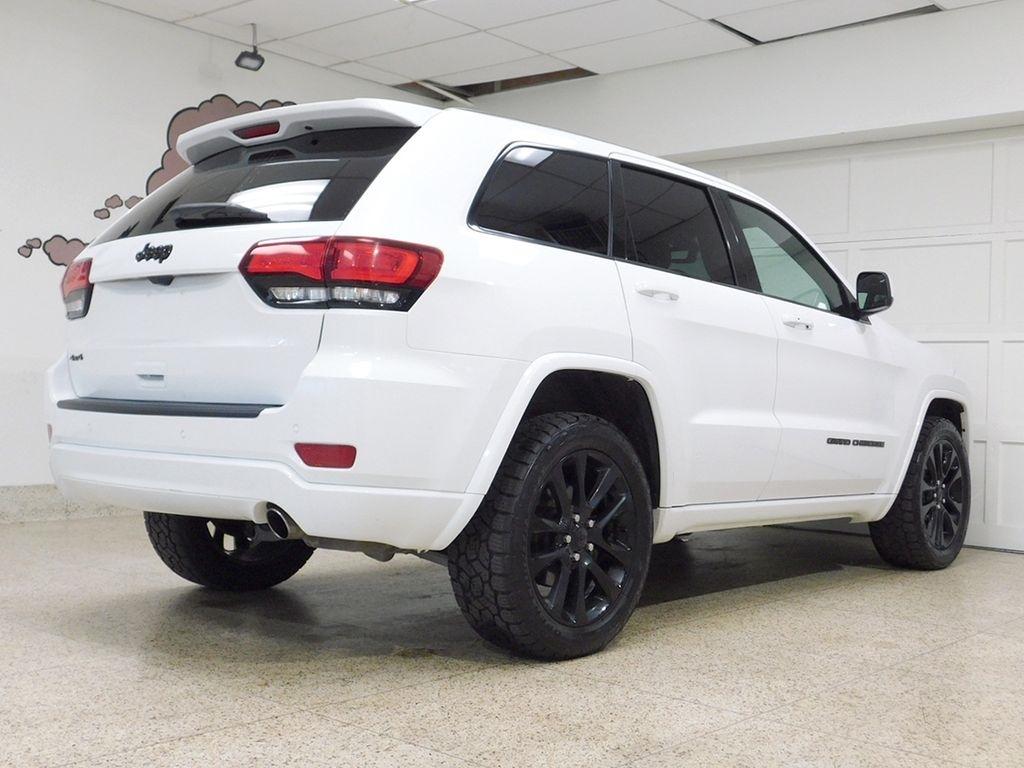 Jeep Grand Cherokee Laredo 4WD 2020