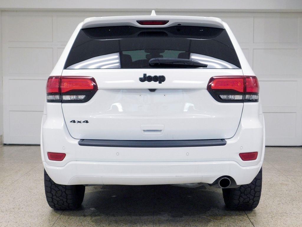 Jeep Grand Cherokee Laredo 4WD 2020