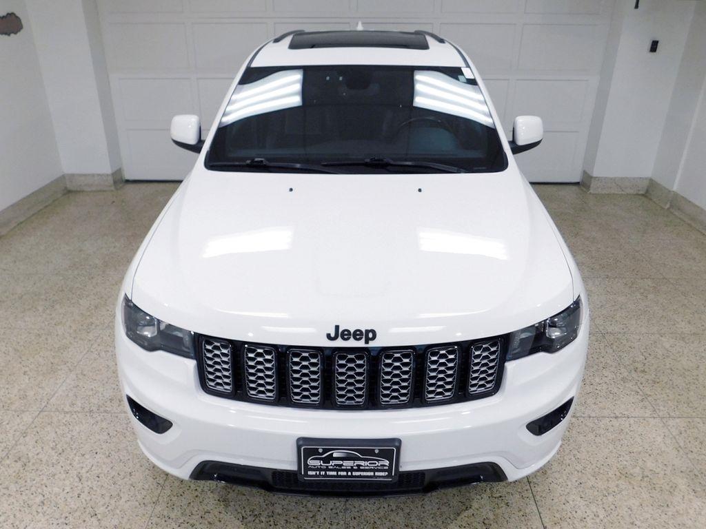 Jeep Grand Cherokee Laredo 4WD 2020