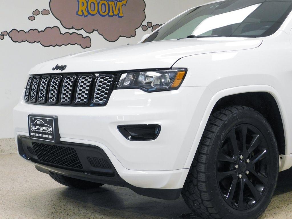 Jeep Grand Cherokee Laredo 4WD 2020