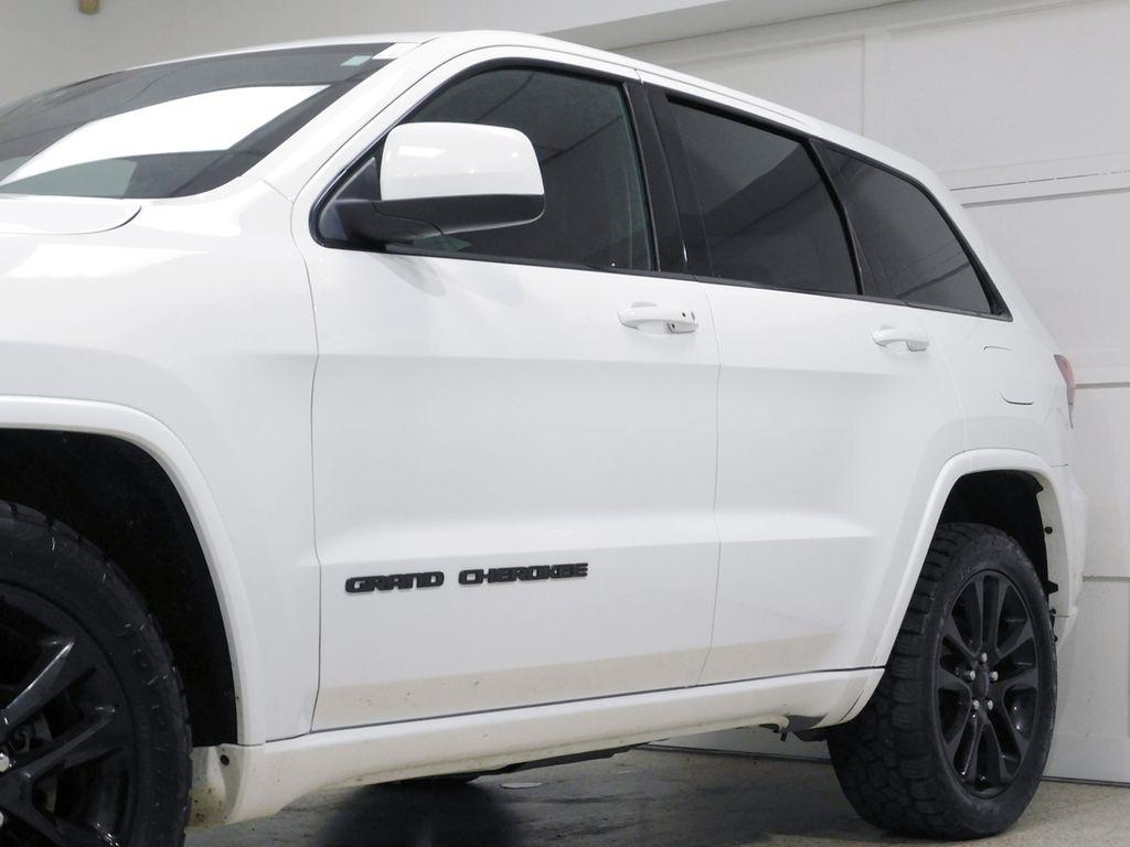 Jeep Grand Cherokee Laredo 4WD 2020