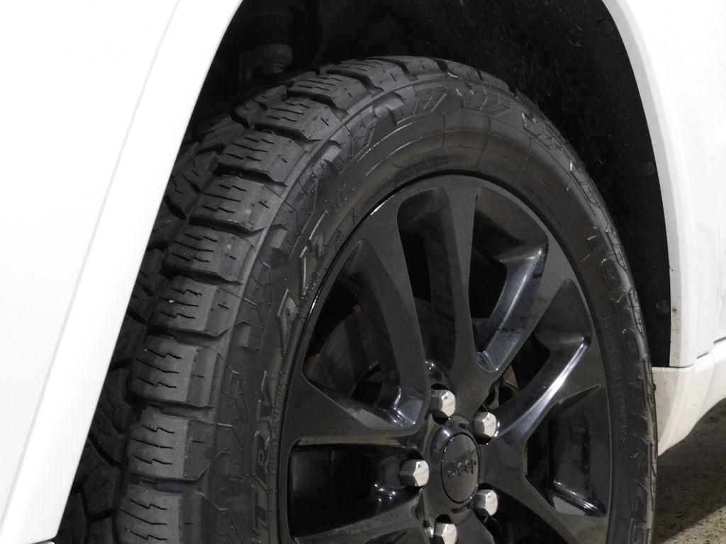 Jeep Grand Cherokee Laredo 4WD 2020