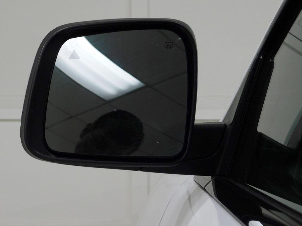Jeep Grand Cherokee Laredo 4WD 2020