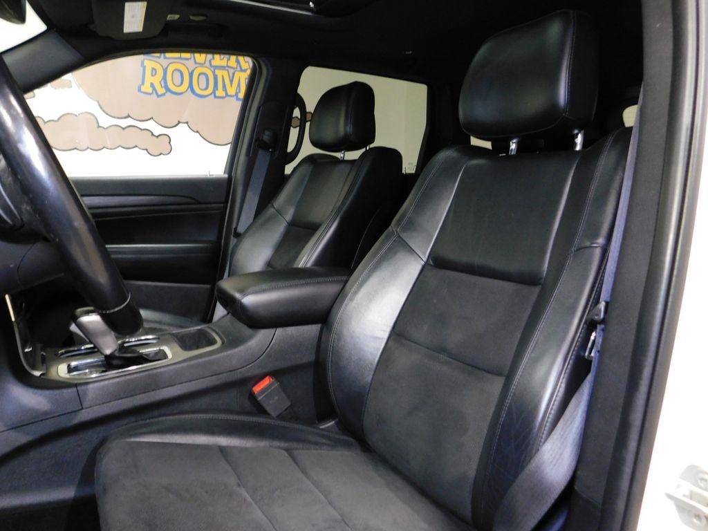 Jeep Grand Cherokee Laredo 4WD 2020