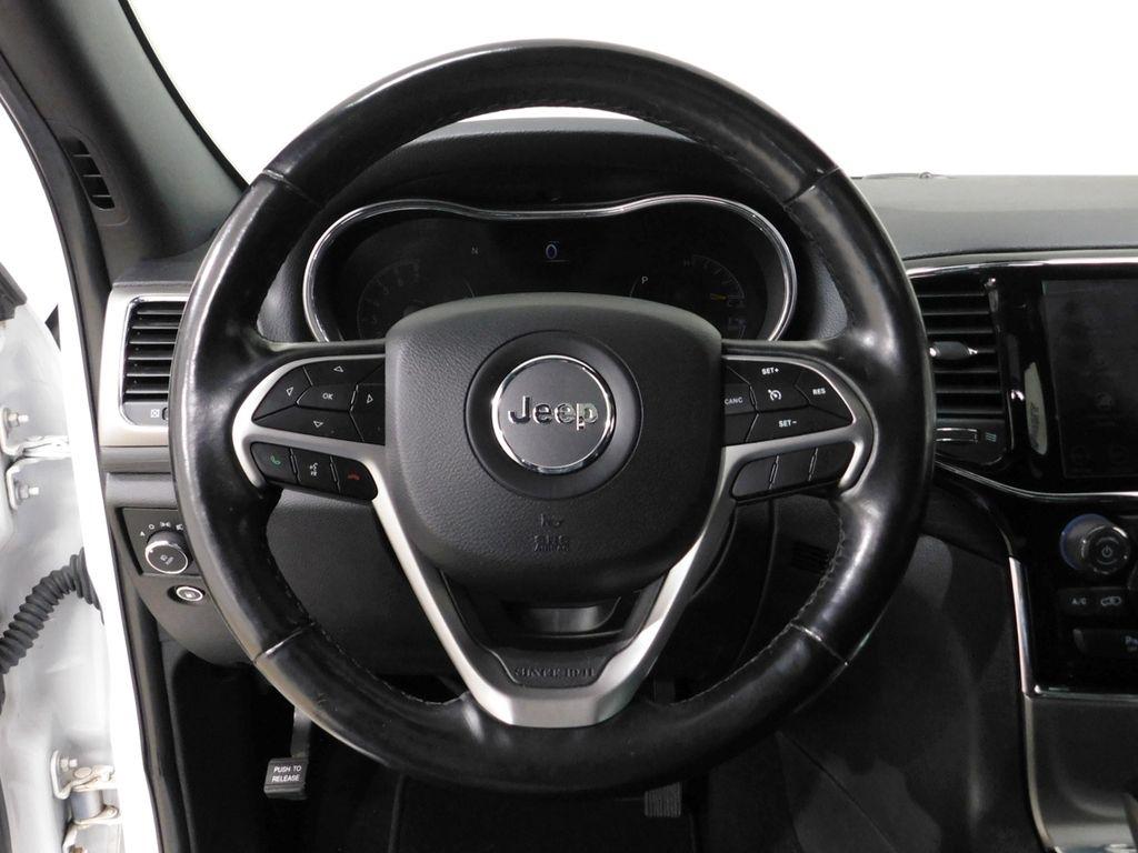 Jeep Grand Cherokee Laredo 4WD 2020